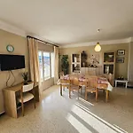 Appartement A 200 M De La Plage, 2 Avec Terrasse Vue Mer, Wifi, Climatisation, Parking Prive *