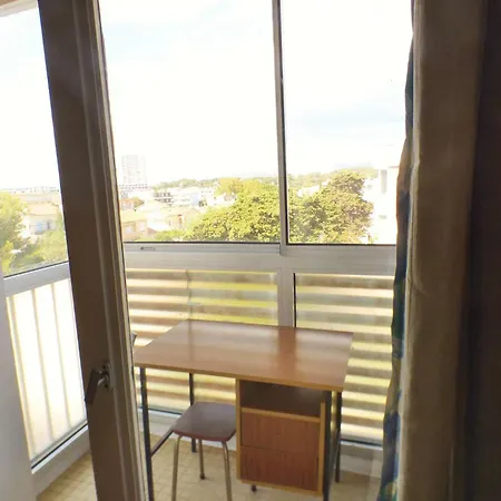 Appartement A 200 M De La Plage, 2 Avec Terrasse Vue Mer, Wifi, Climatisation, Parking Prive