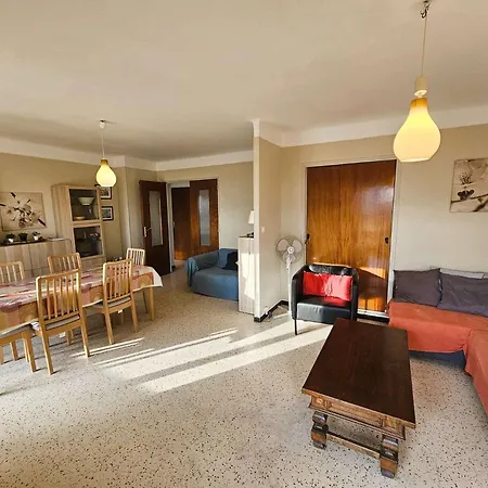 A 200 M De La Plage, 2 Avec Terrasse Vue Mer, Wifi, Climatisation, Parking Prive *